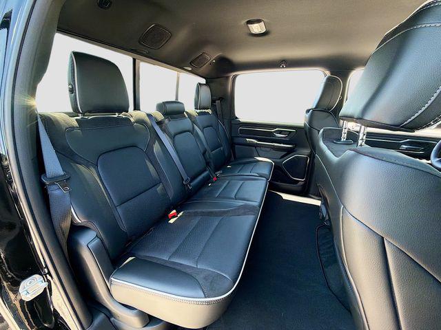 صورة مصغرة 29 لـ 2026 RAM 1500 LARAMIE