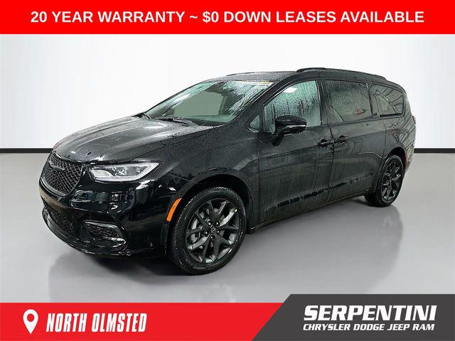 New 2026 Chrysler Pacifica L