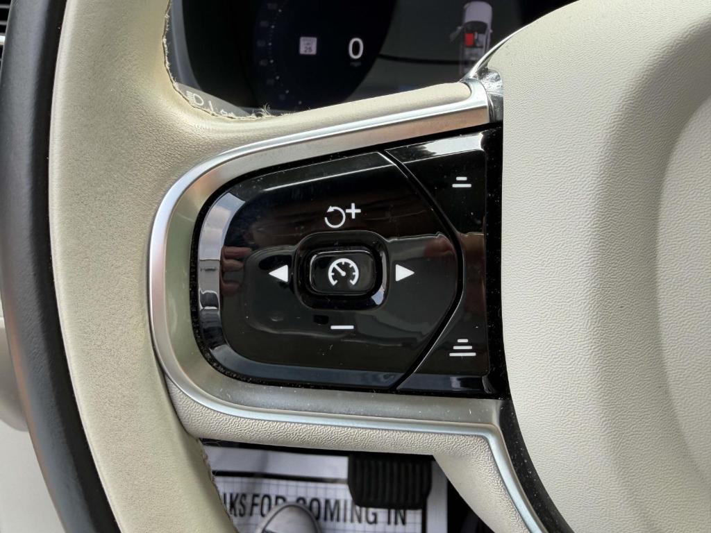 2024 Volvo XC90 B6 ULTIMATE BRIGHT THEME 7-SEATER — миниатюра 22