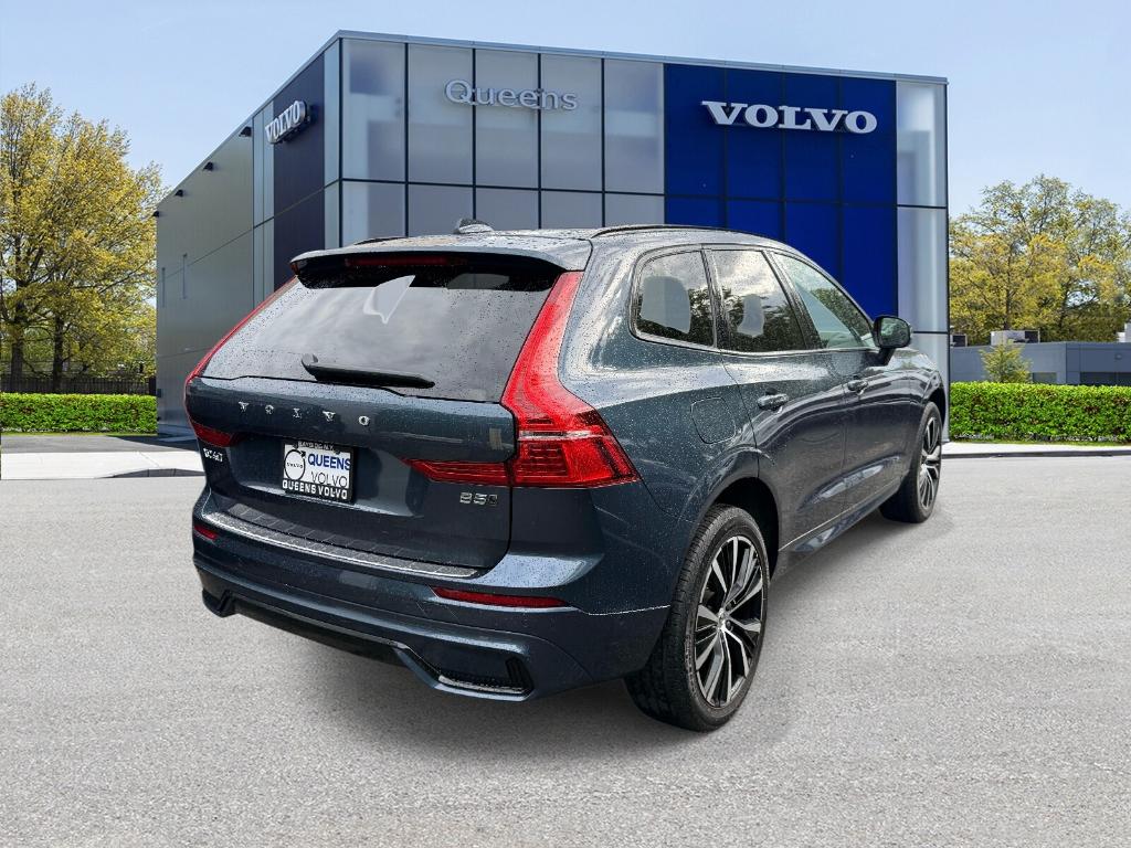 صورة مصغرة 7 لـ 2024 Volvo XC60 B5 PLUS DARK THEME