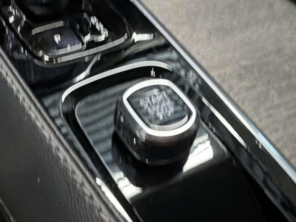 صورة مصغرة 31 لـ 2023 Volvo XC90 B6 ULTIMATE 7-SEATER