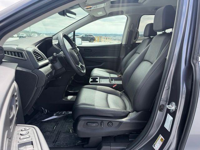 صورة 10 لـ 2025 Honda ODYSSEY EX-L