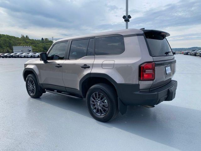 TOYOTA LAND CRUISER - 10