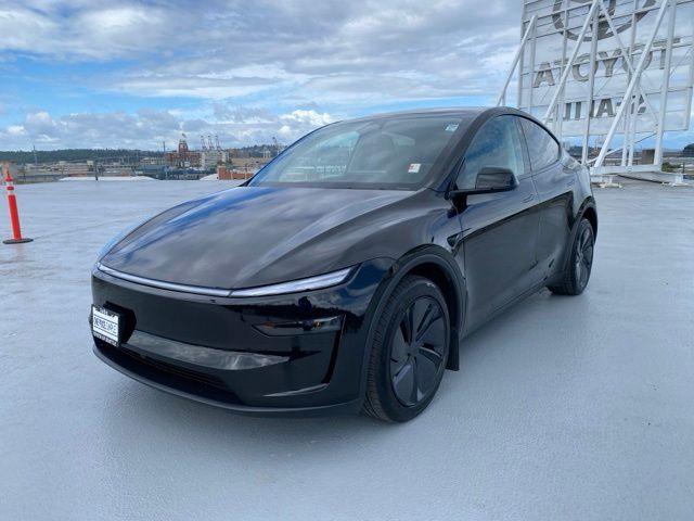 TESLA MODEL Y LONG RANGE - 4