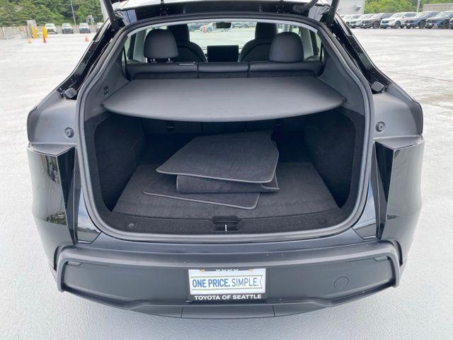 TESLA MODEL Y LONG RANGE - 8