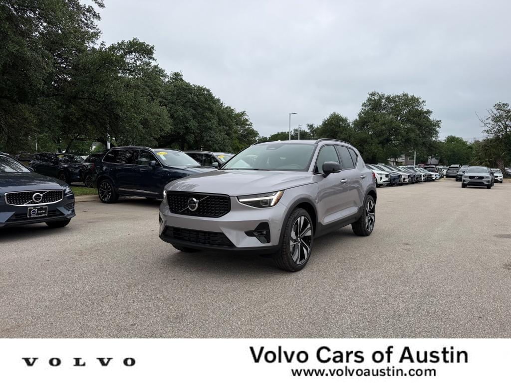 New 2026 Volvo XC40 B5 Ultra