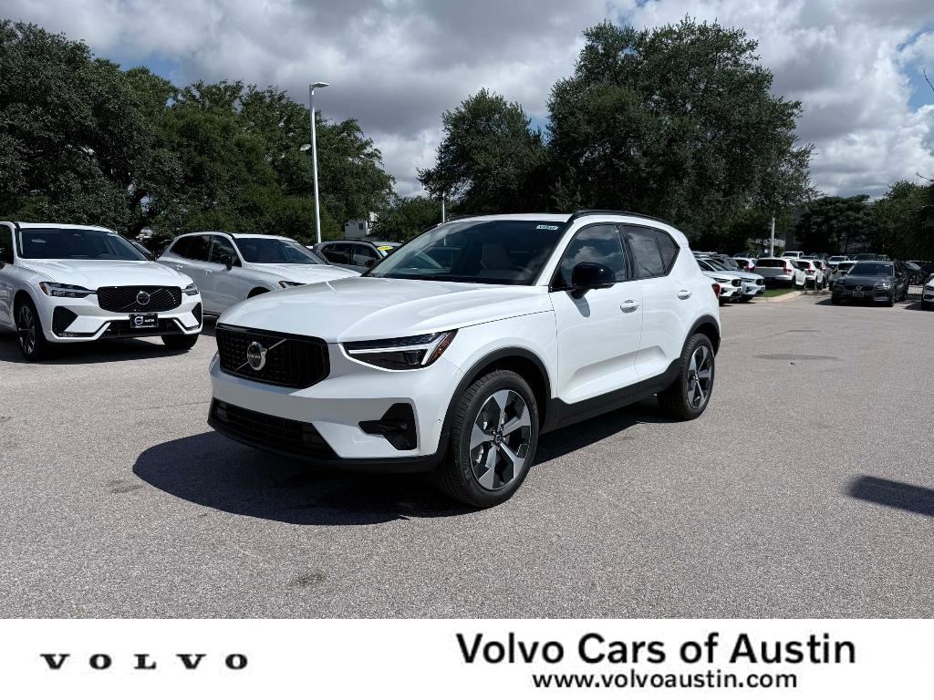 New 2026 Volvo XC40 B5 Plus