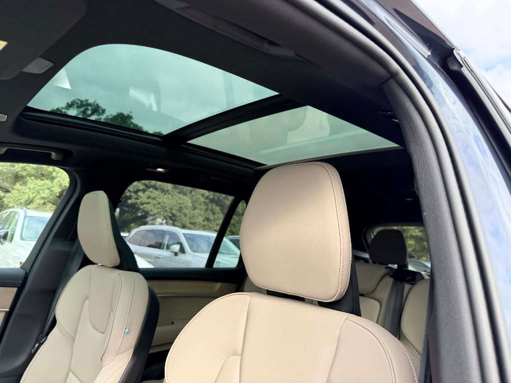 صورة 10 لـ 2026 Volvo XC90 B6 PLUS 7-SEATER