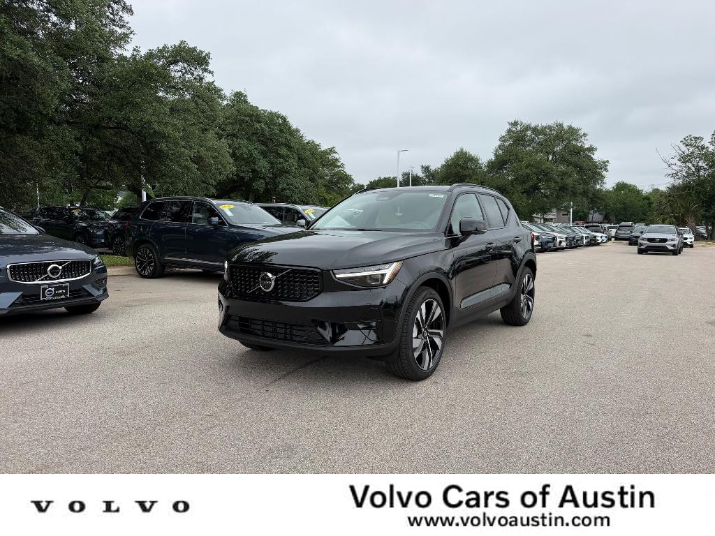 New 2026 Volvo XC40 B5 Ultra