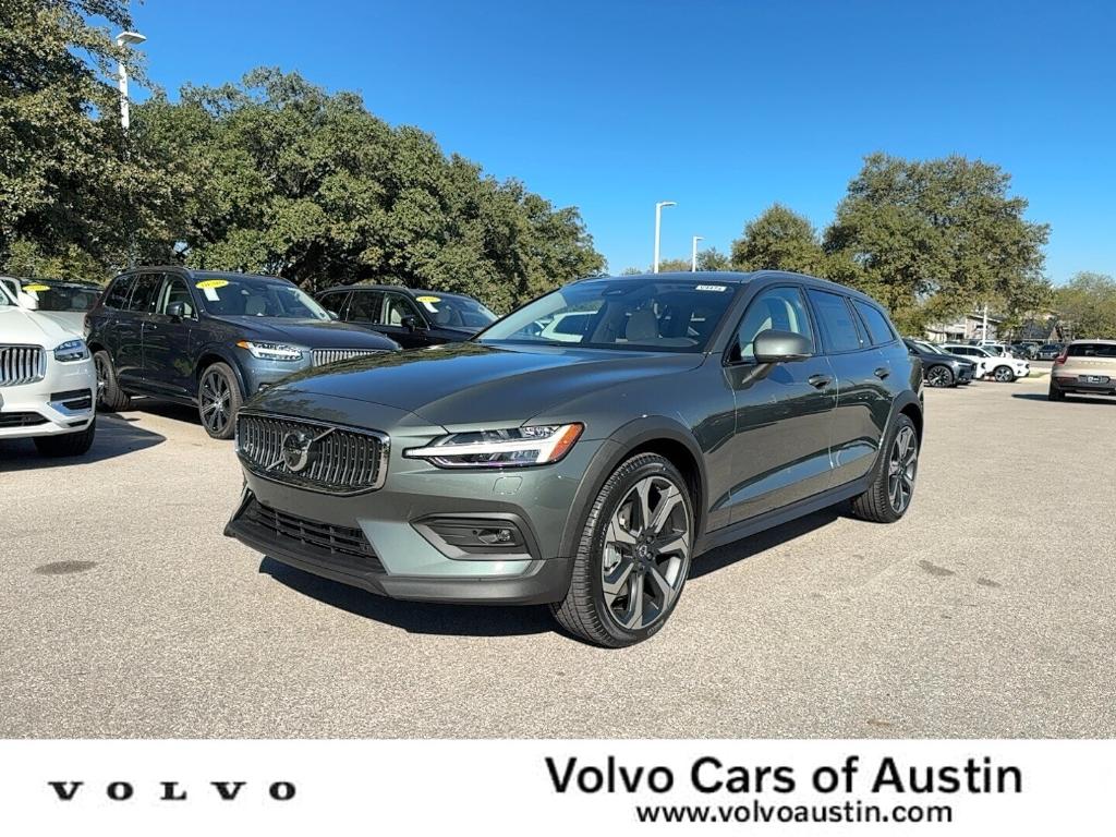 New 2026 Volvo V60 Cross Country B5 Plus