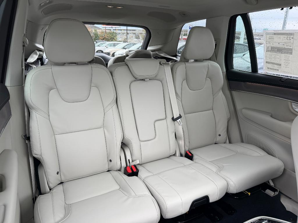 صورة 10 لـ 2026 Volvo XC90 B6 ULTRA 7-SEATER