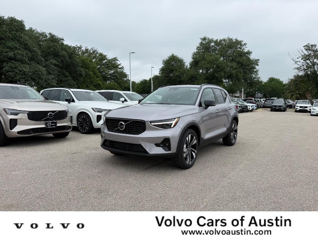 New 2026 Volvo XC40 B5 Ultra
