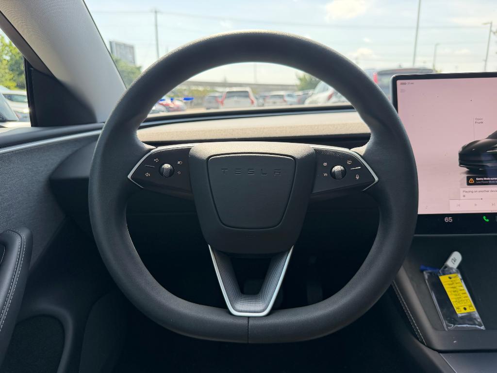 2025 Tesla MODEL 3 LONG RANGE — миниатюра 13