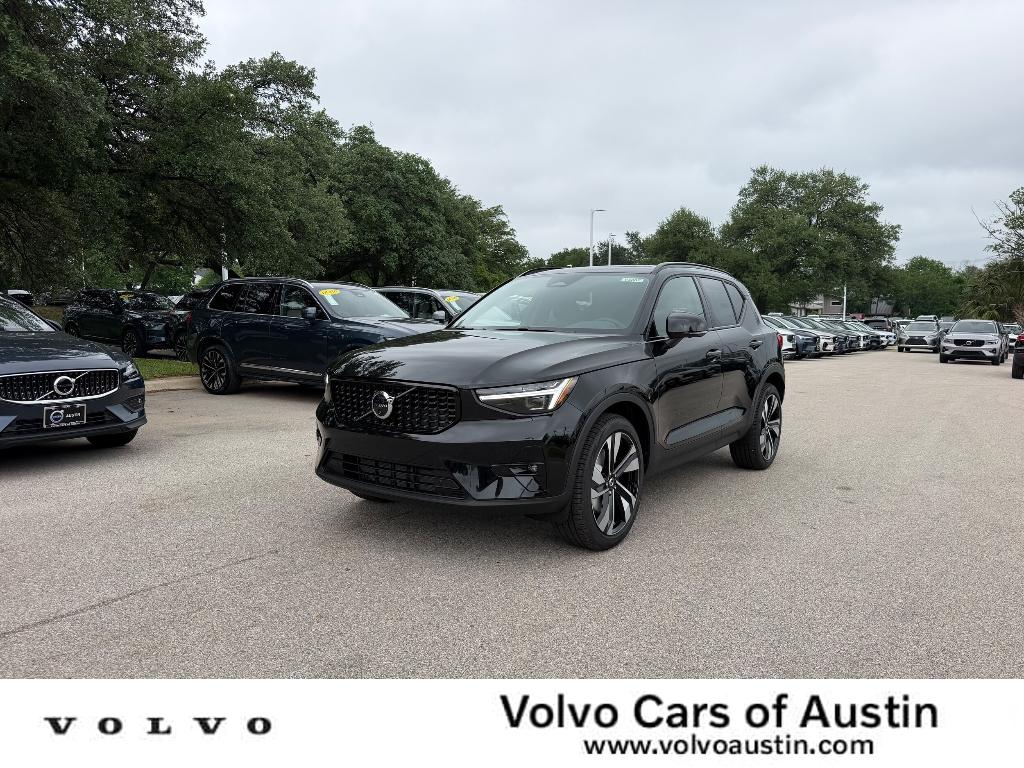 New 2026 Volvo XC40 B5 Ultra