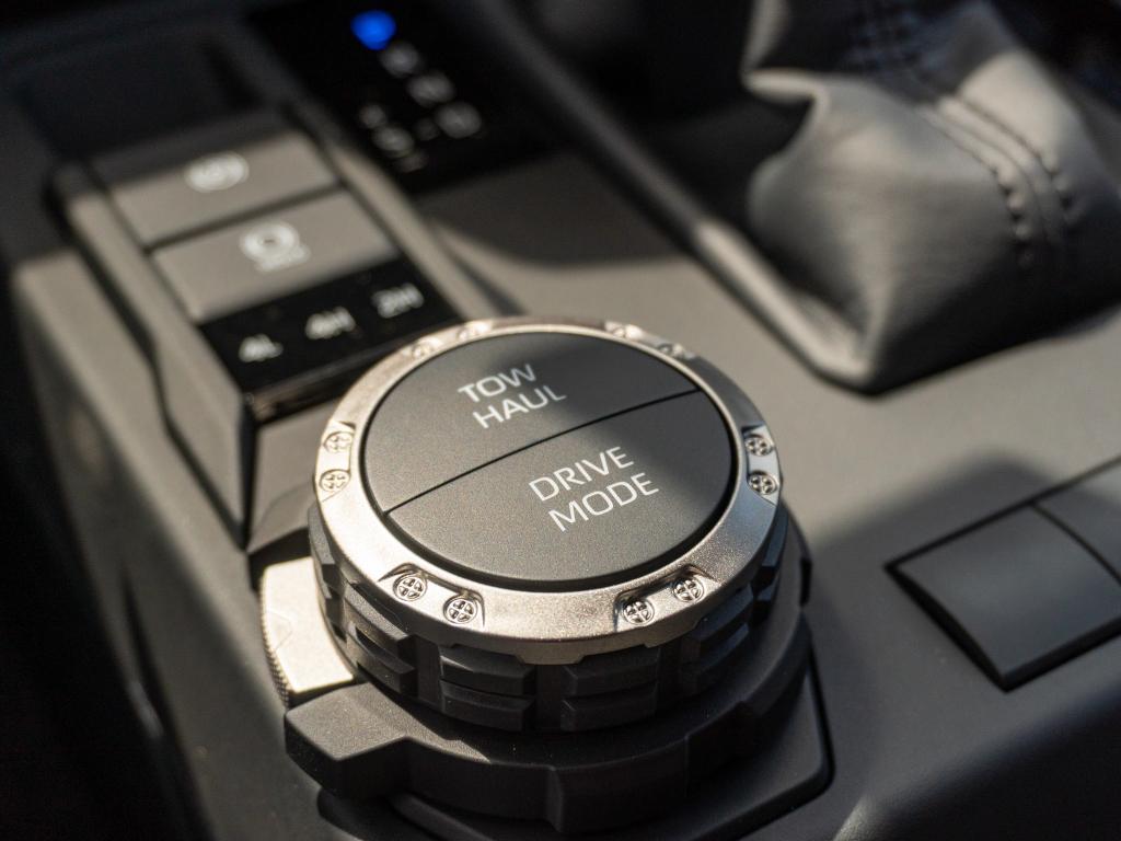 صورة مصغرة 27 لـ 2026 Toyota 4RUNNER SR5