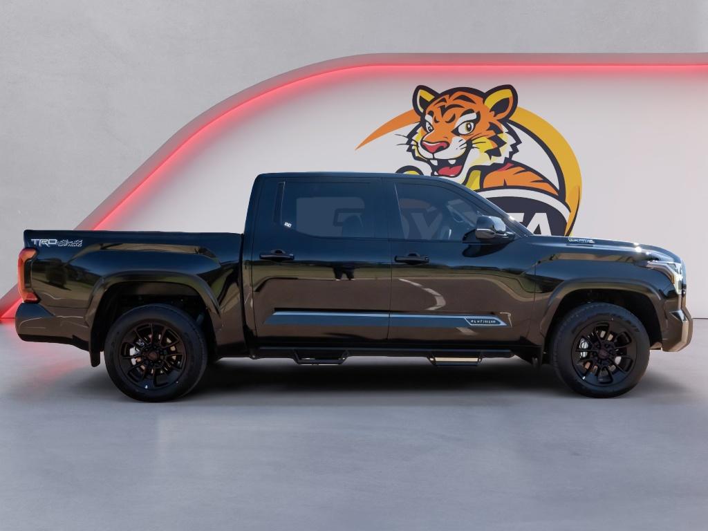 TOYOTA TUNDRA - 4