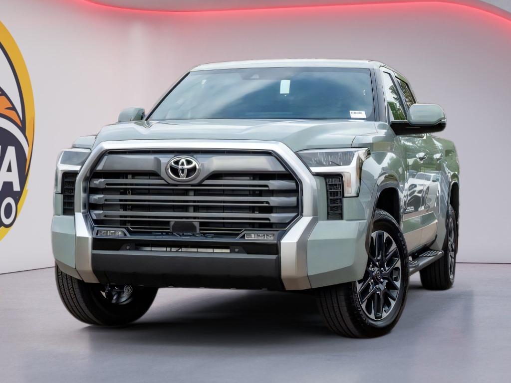 TOYOTA TUNDRA - 1
