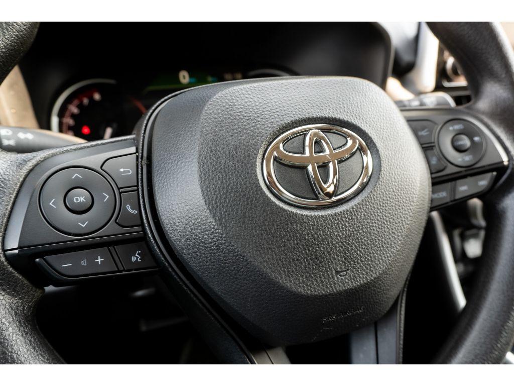 صورة مصغرة 30 لـ 2025 Toyota RAV4 XLE