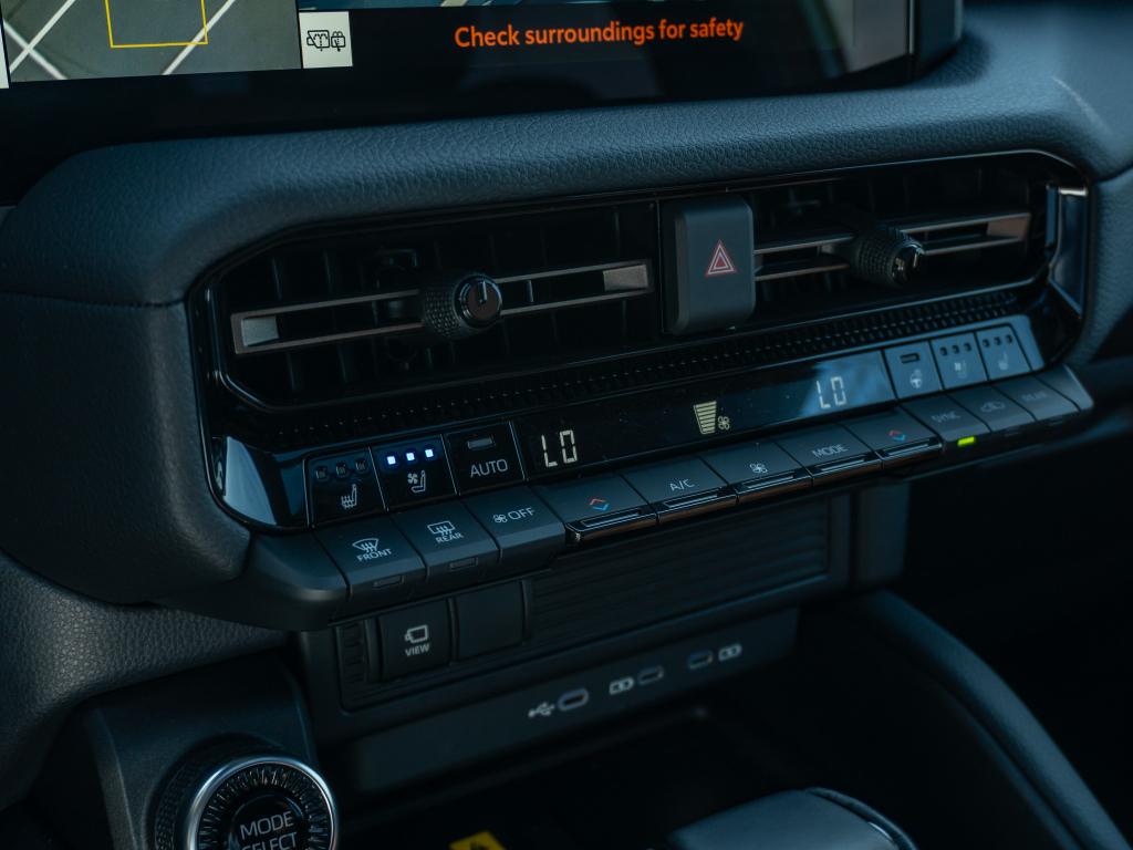 2025 Toyota LAND CRUISER BASE 缩略图 25