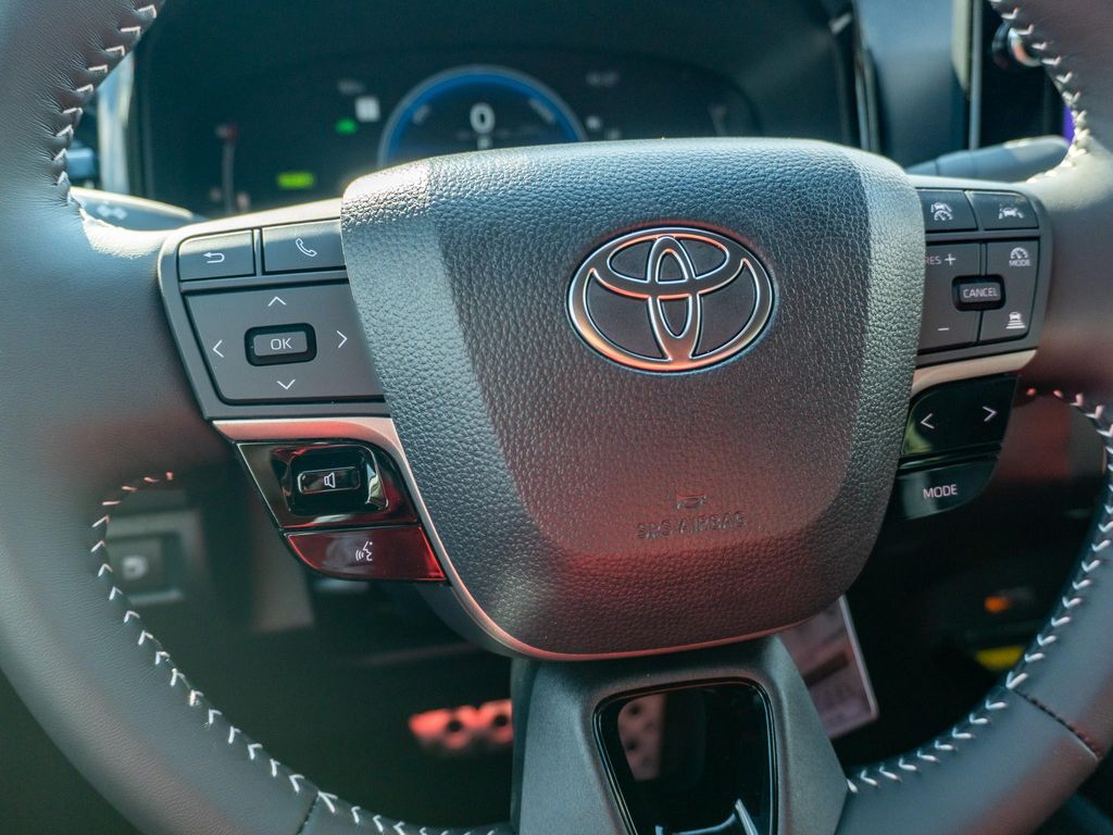 صورة مصغرة 31 لـ 2026 Toyota CAMRY NIGHTSHADE