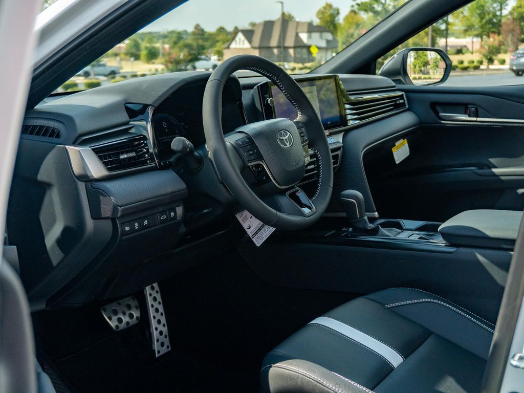 صورة مصغرة 11 لـ 2026 Toyota CAMRY NIGHTSHADE