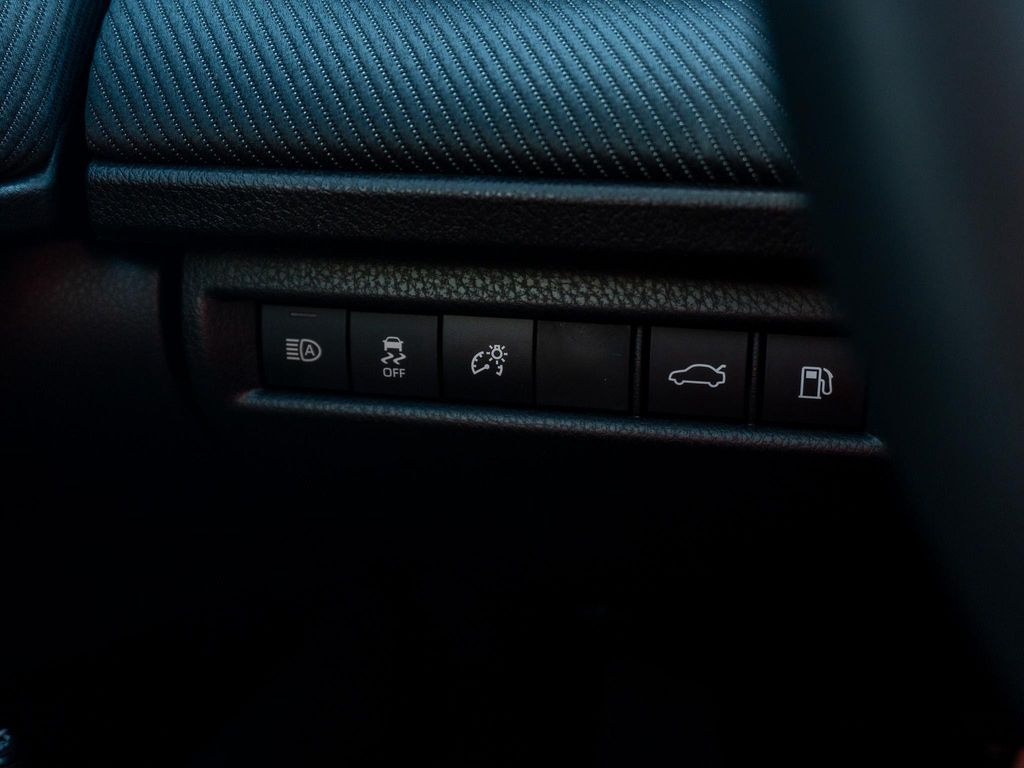 صورة مصغرة 28 لـ 2026 Toyota CAMRY NIGHTSHADE