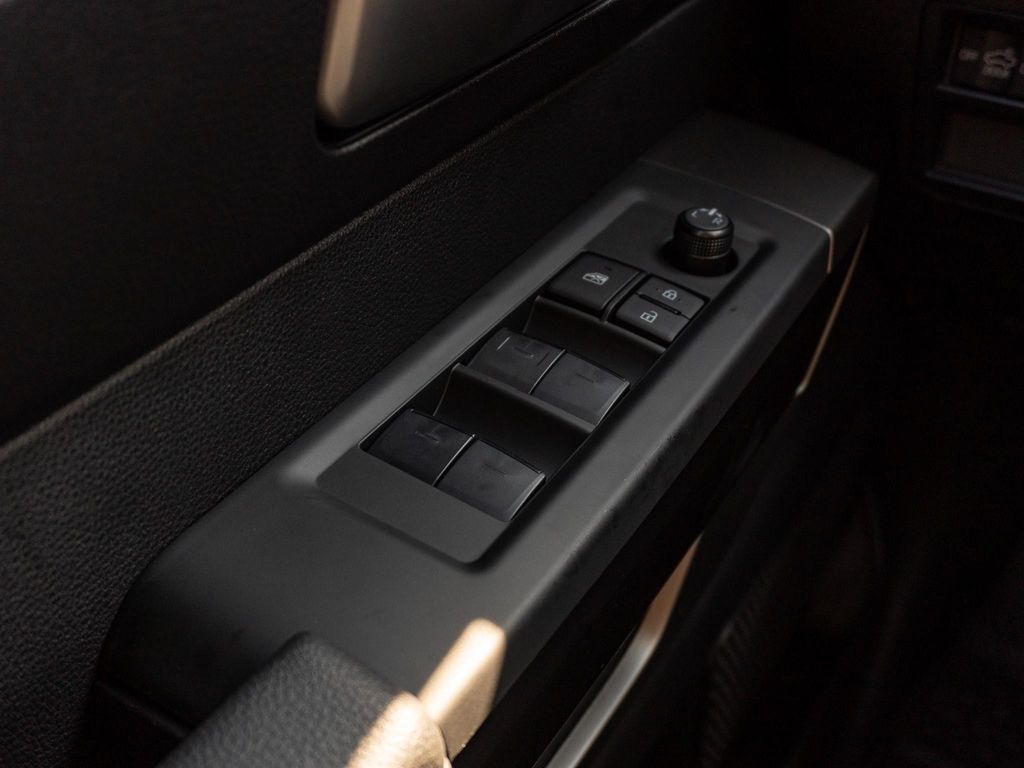 صورة مصغرة 27 لـ 2026 Toyota TUNDRA SR5