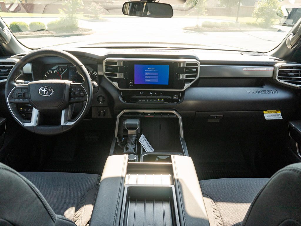 صورة مصغرة 19 لـ 2026 Toyota TUNDRA SR5