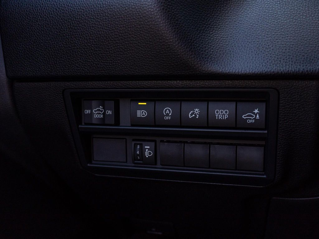 صورة مصغرة 26 لـ 2026 Toyota TUNDRA SR5