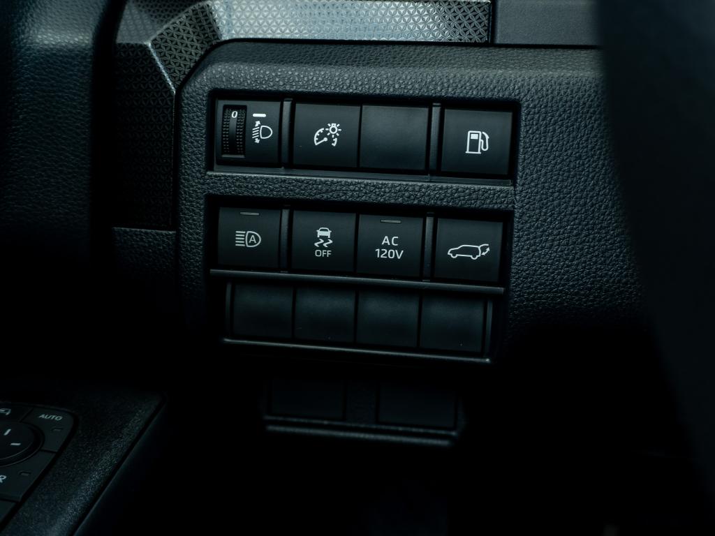 2026 Toyota 4RUNNER LIMITED — миниатюра 27