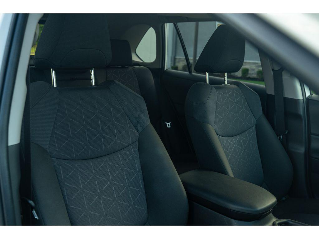 صورة مصغرة 19 لـ 2025 Toyota RAV4 HYBRID XLE