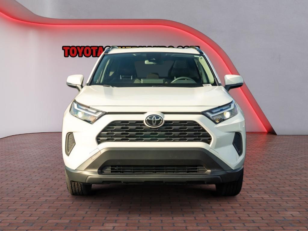 2025 Toyota RAV4 HYBRID XLE 照片 2