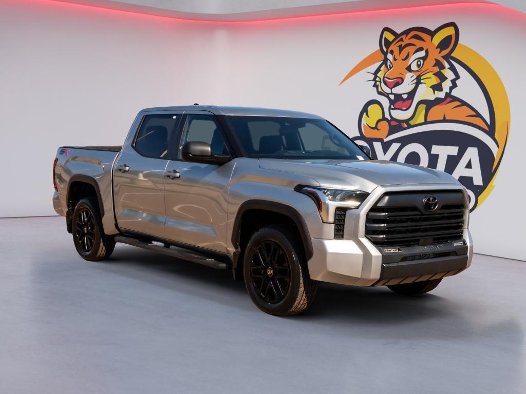 TOYOTA TUNDRA - 3