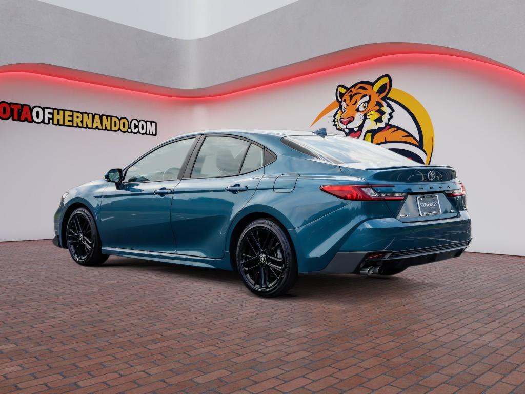 2025 Toyota CAMRY SE 照片 8