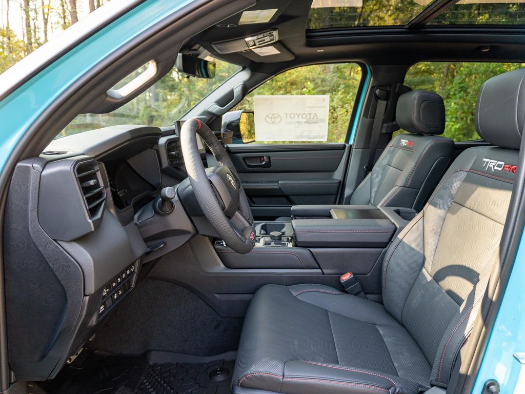 صورة مصغرة 13 لـ 2026 Toyota TUNDRA HYBRID TRD PRO