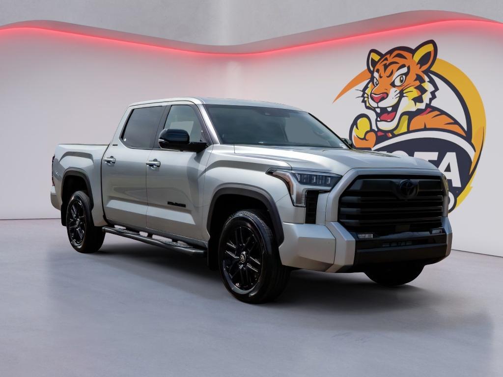 TOYOTA TUNDRA - 3