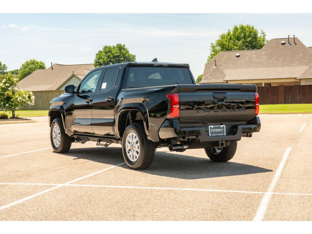 صورة 7 لـ 2026 TOYOTA TACOMA SR5