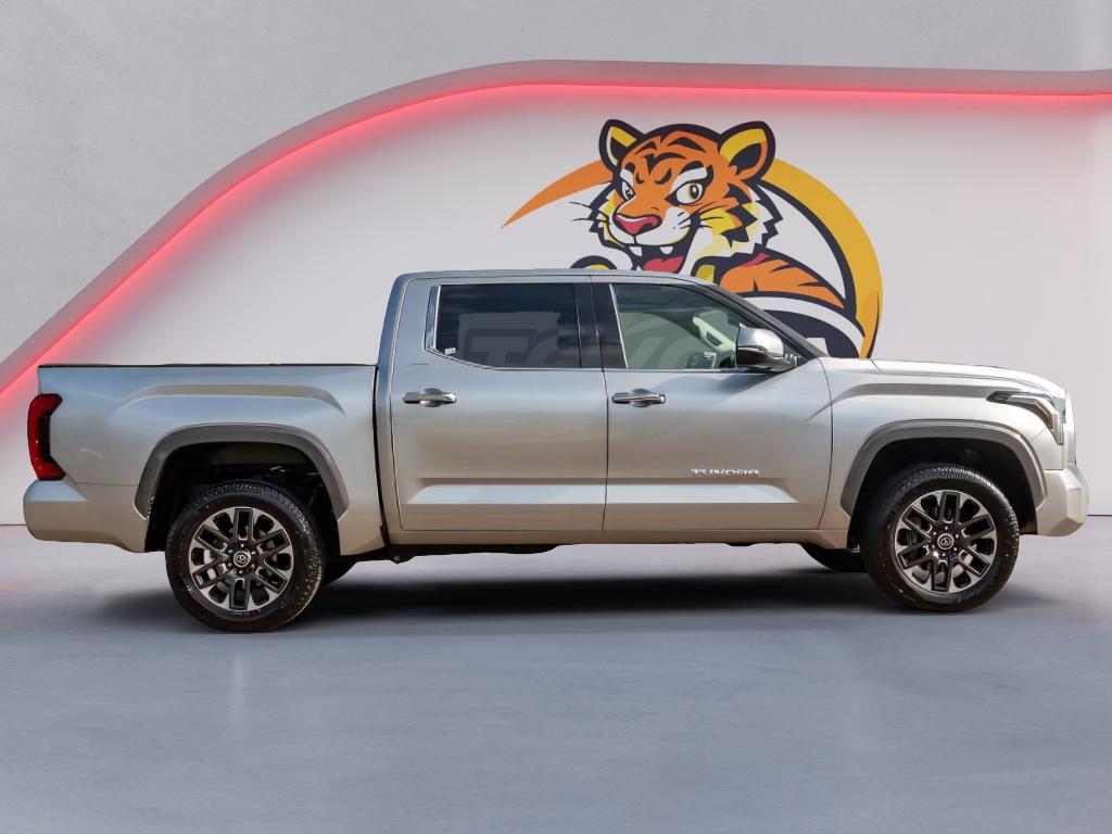 TOYOTA TUNDRA - 4