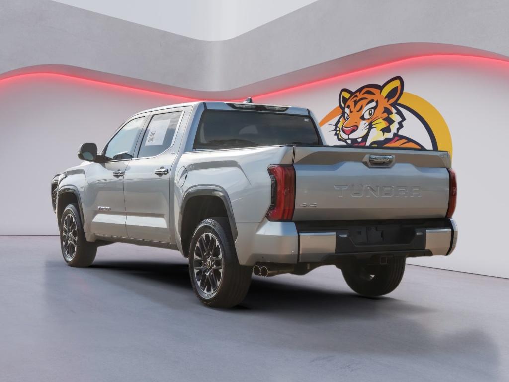 TOYOTA TUNDRA - 7