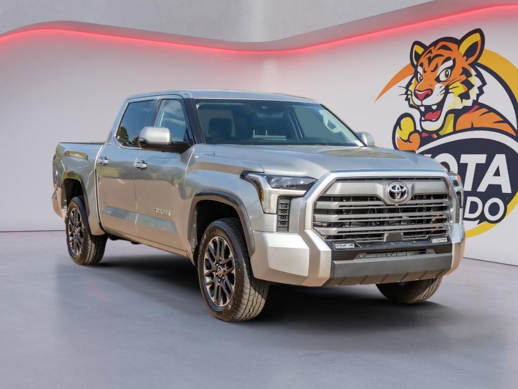 TOYOTA TUNDRA - 3