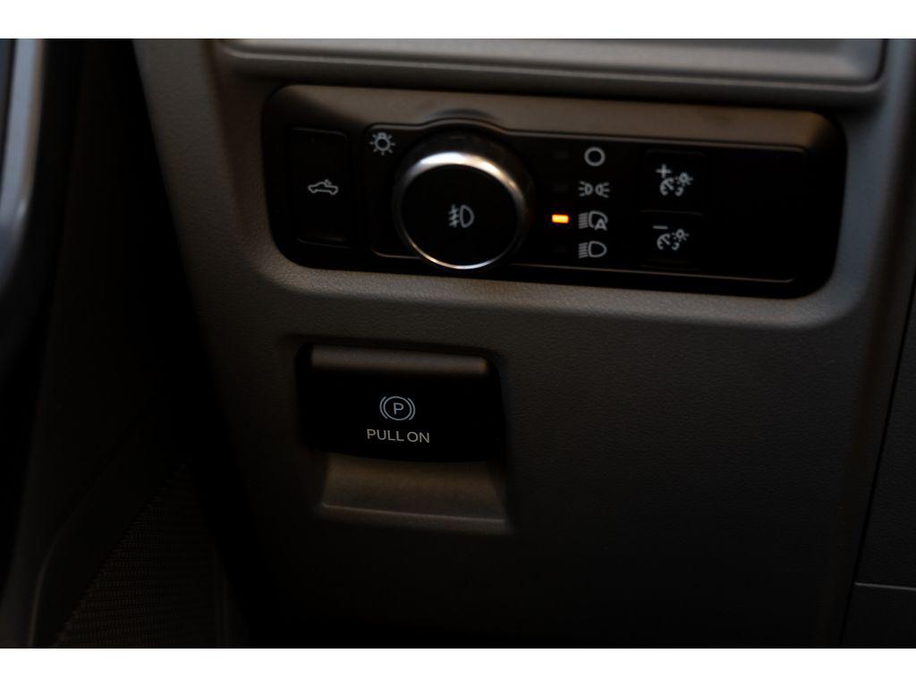 صورة مصغرة 26 لـ 2021 FORD F-150 XLT