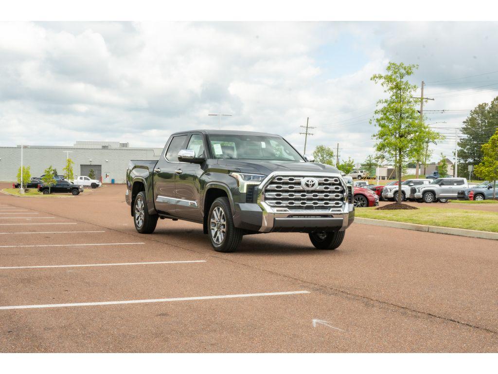 TOYOTA TUNDRA - 3