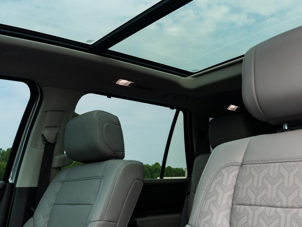2024 Toyota SEQUOIA LIMITED 照片 13