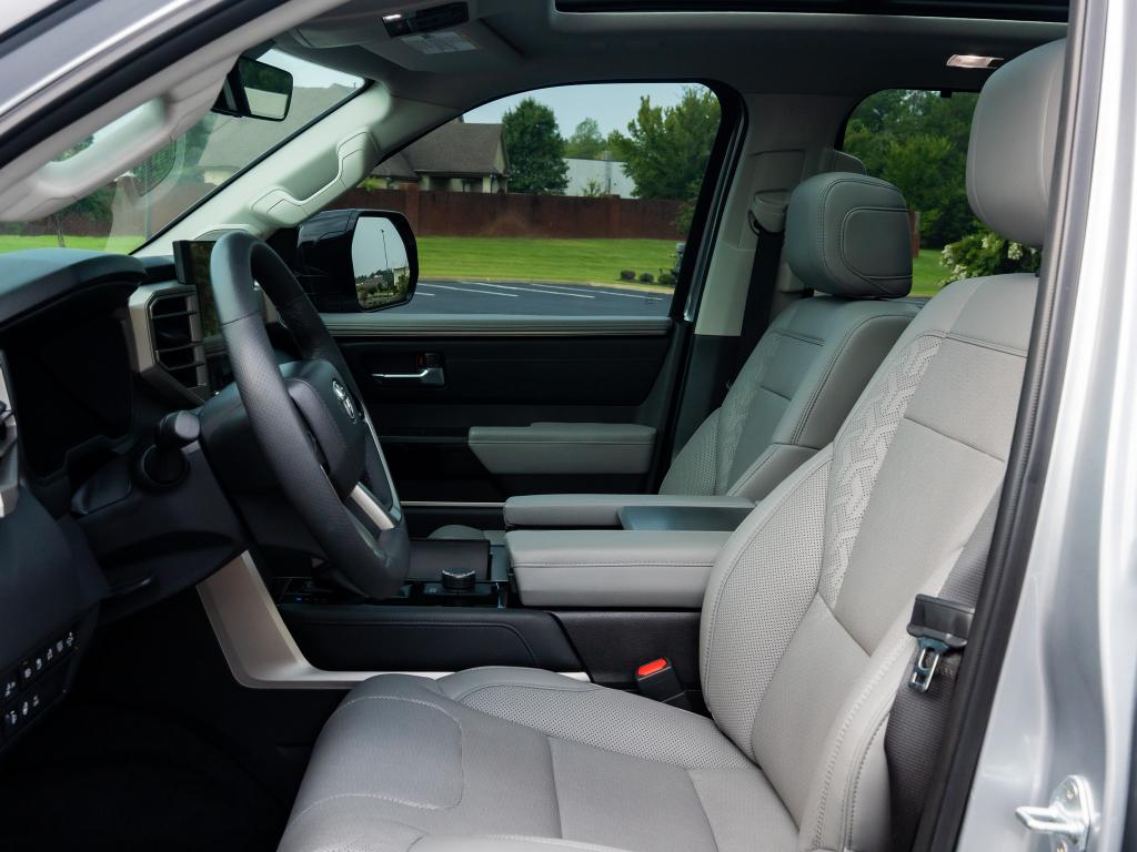 2024 Toyota SEQUOIA LIMITED 照片 12