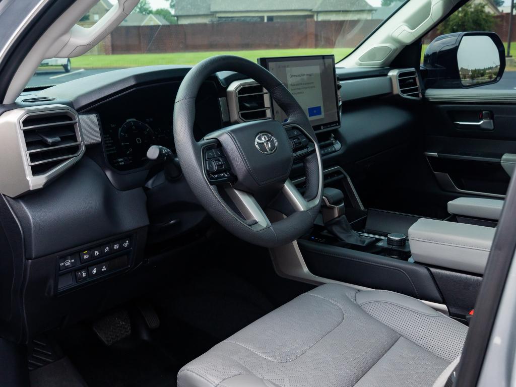 2024 Toyota SEQUOIA LIMITED 照片 11