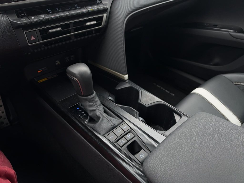 صورة مصغرة 27 لـ 2026 Toyota CAMRY LE