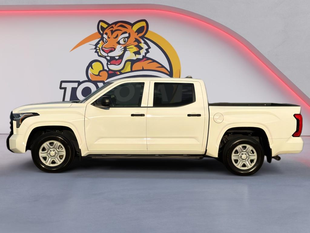 TOYOTA TUNDRA - 8