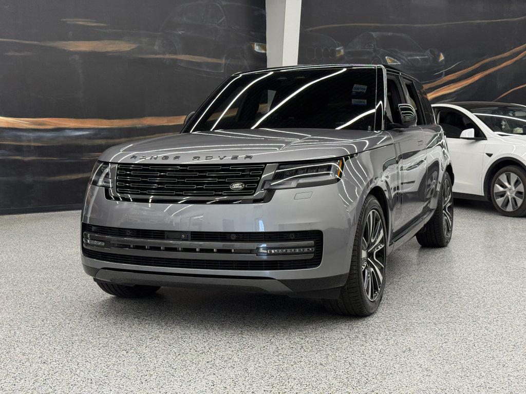 صورة 1 لـ 2024 LAND Rover RANGE ROVER P400 SE