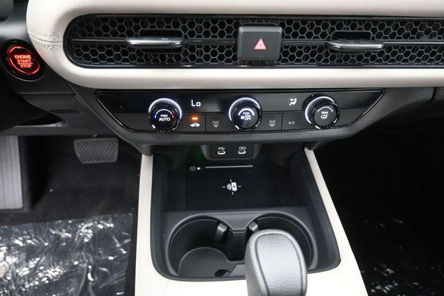 صورة 6 لـ 2027 Honda HR-V LX