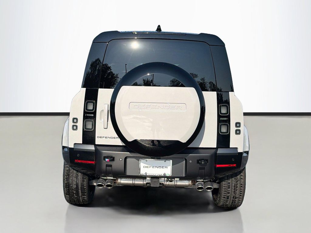 2026 LAND Rover DEFENDER P500 X-DYNAMIC SE — фото 4